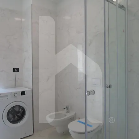 Homiday - Civico 3 جوليانوفا